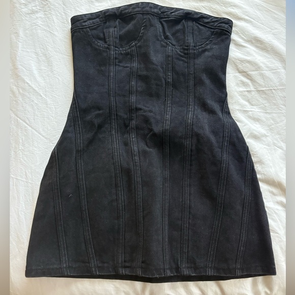 pretty little thing strapless dress - Picture 1 of 3